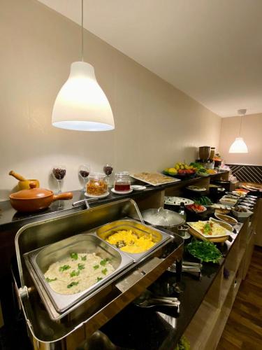 Jídlo v aparthotelu nebo okolí