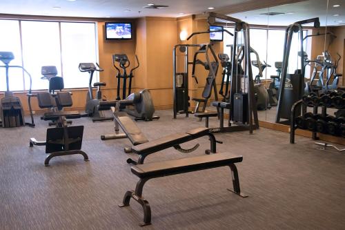 ฟิตเนสเซ็นเตอร์และ/หรือเครื่องออกกำลังกายที่ Bliston Suwan Park View