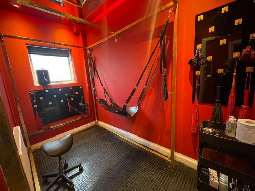 Boutique Dungeon photo 13