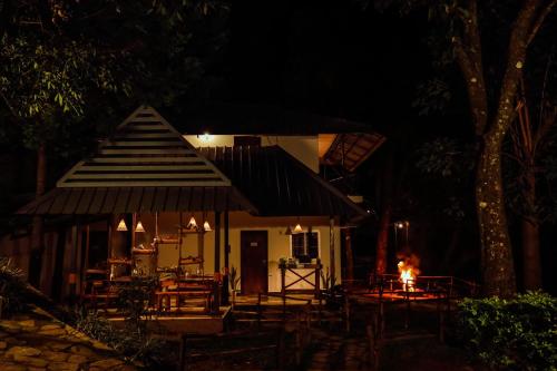 Gallery image of Golden Fern Resort in Kanthalloor