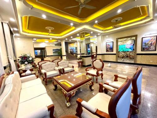 Posezení v ubytování Da Huong Hotel