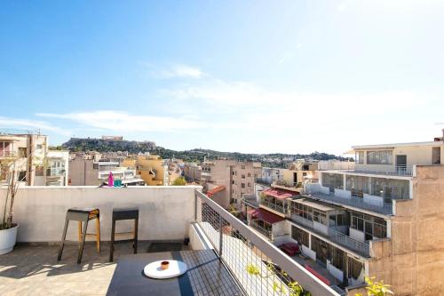 Eastern Aromas Loft in the Heart of Psyrri
