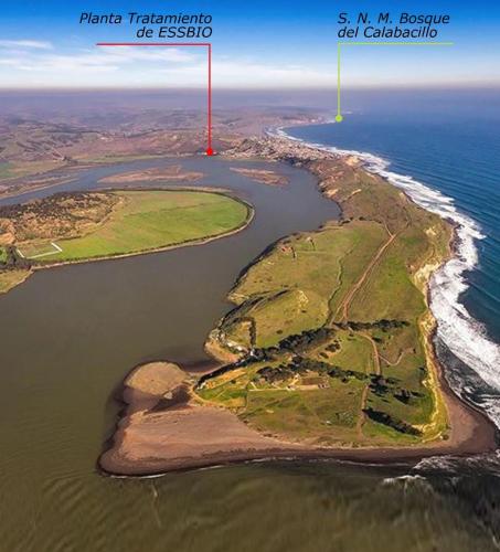 an aerial view of an island in the ocean at Casa playa La Boca-Matanza in La Boca