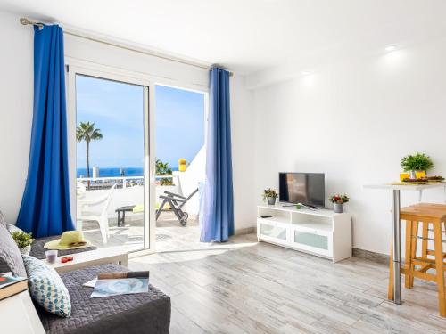 536B Sea View Apartment One Bedroom, Terrace , Pool