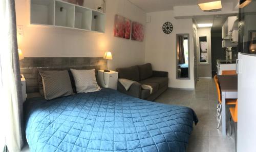 SOPHIES HOMES FÉLIBRIGES BEACH & PALAIS des FESTIVALS