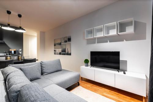 Authentic apartment next to Schwedenplatz