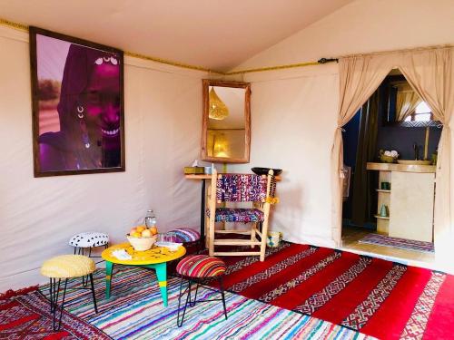 Kuchyň nebo kuchyňský kout v ubytování Pueblo Touareg - Private Tents