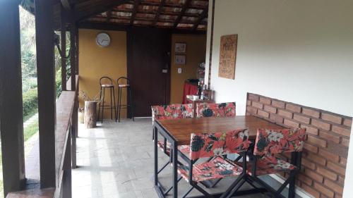 Φωτογραφία από το άλμπουμ του Recanto dos Carvalhos - Pousada Camping σε São Lourenço