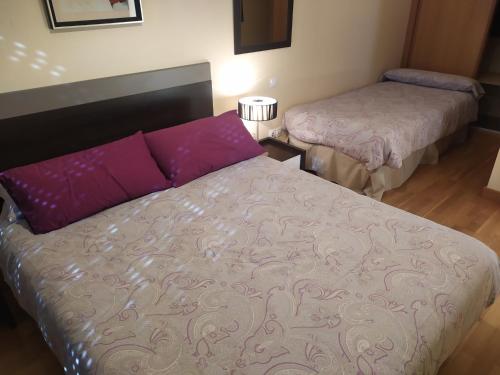 Apartamento Italia piscina aire acondicionado terraza y vistas montaña ideal para mascotas