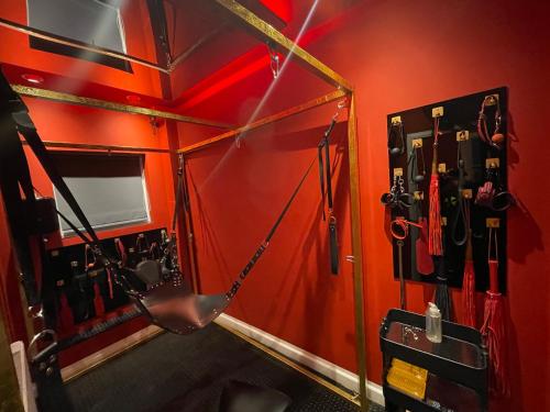 Boutique Dungeon photo 12