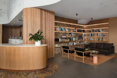 Rydges Sydney Airport Hotel Image