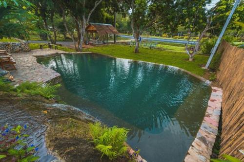 Piscina en o cerca de NonKan HomeStay นอนกาญจน์ โฮมสเตย์