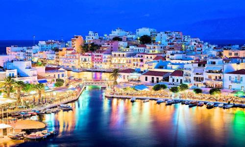 Γενική άποψη της πόλης Vathi ή θέα της πόλης από  αυτή η βίλα