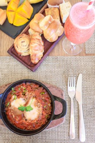 Jídlo v hotelu nebo okolí