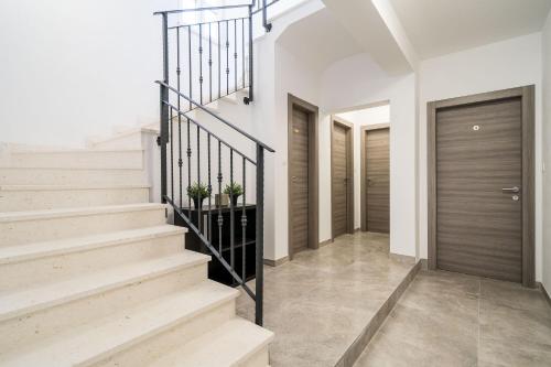 Residence & Pool Villa Schwarz Suites