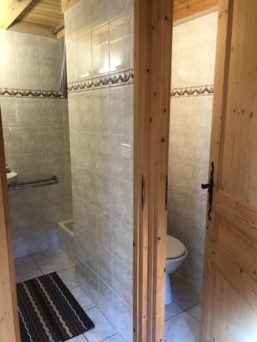 Kylpyhuone majoituspaikassa Chalet Chardon