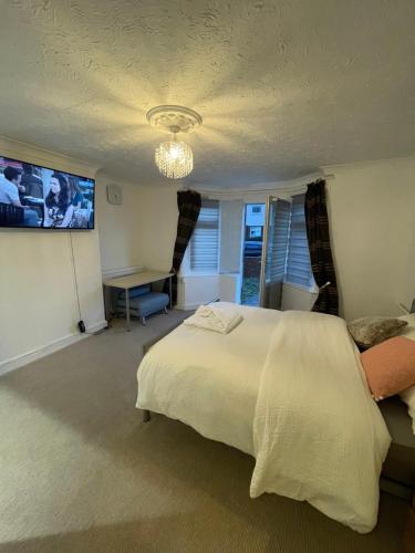 Afbeelding uit fotogalerij van Alder En-Suites Self-Catering with private shower 1 in Southampton