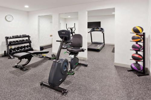 
The fitness centre and/or fitness facilities at Best Western Montgomery I-85 North
