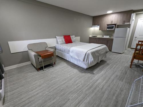 Kuchyň nebo kuchyňský kout v ubytování Riverside Motel