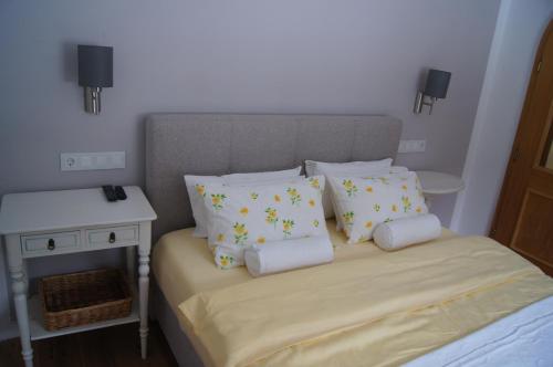 Postel nebo postele na pokoji v ubytování Land - Haus