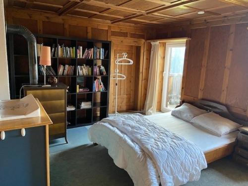 Gallery image of on a quiet location, beautiful, spacious holidayhouse, only for holidays, with a fantastic view, perfect for skiing, walking and hiking in Scheid