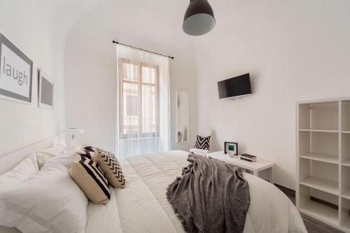 FLAT 07 - New Opening