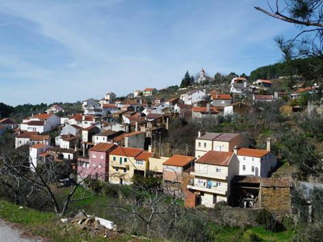 Φυσικό τοπίο κοντά σε αυτή η παραθεριστική κατοικία