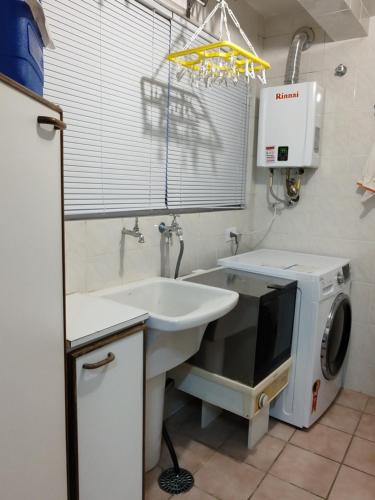 Koupelna v ubytování Apartamento em Caioba com wi-fi