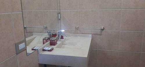 Ένα μπάνιο στο Apart y Suite Portal del Luz