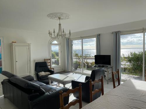 Photo de la galerie de l'établissement Maison vue Mer exceptionnelle DAMGAN MORBIHAN, à Damgan