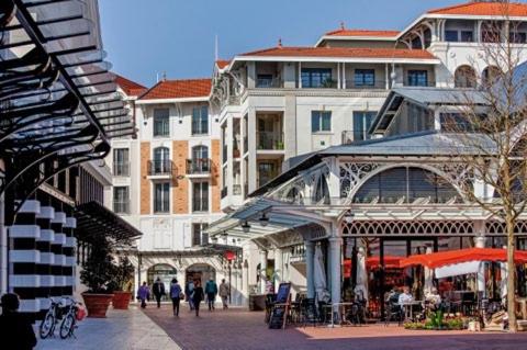 Το κτήριο όπου στεγάζεται  το διαμέρισμα