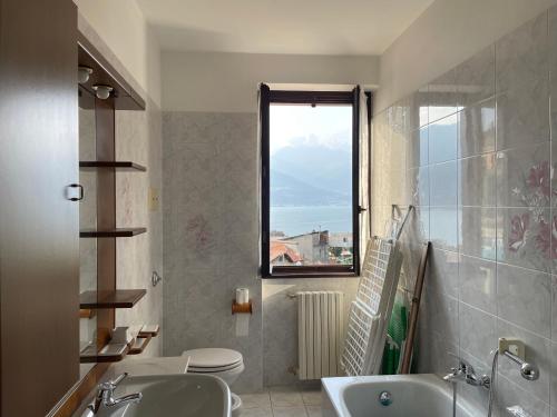 Kúpeľňa v ubytovaní La Casa Sul Sasso In town serviced accommodations