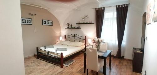 Posteľ alebo postele v izbe v ubytovaní Apartment Jakubská 676