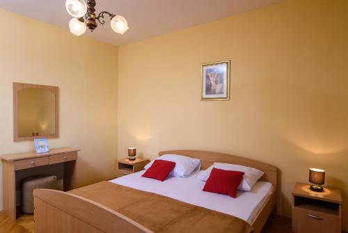 Apartmen Karmen 2