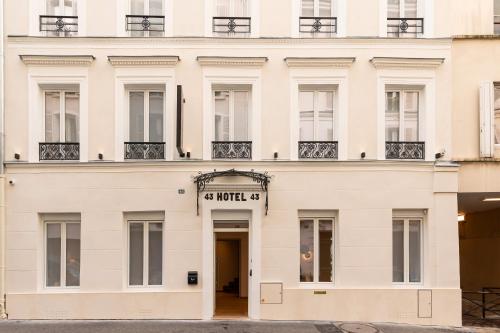 HOTEL AU COEUR DE REPUBLIQUE