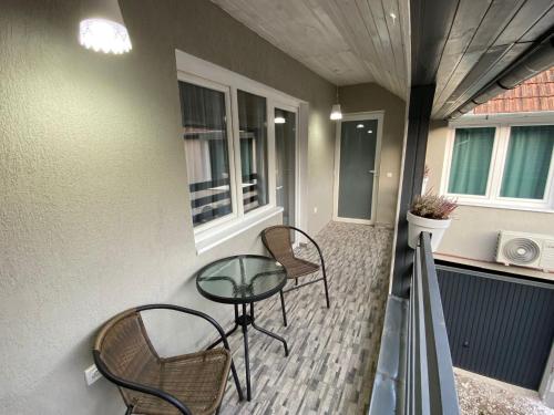 Balkón nebo terasa v ubytování B&B Home