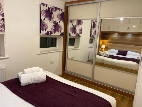 Fotografie z fotogalerie ubytování Spacious 2 Bed House for Corporate and Family Stays v destinaci Basingstoke