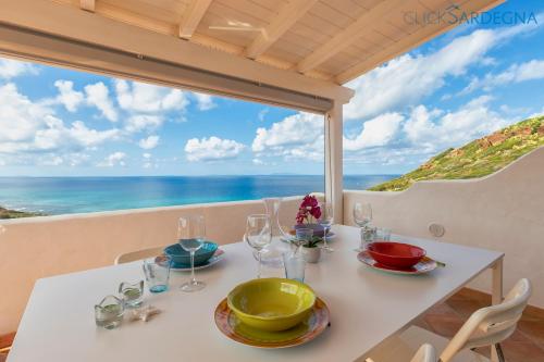 Attic Sea-watch Castelsardo, fully conditioned for 6 people on the beach