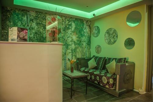 Posezení v ubytování Riad Les Oliviers & Spa