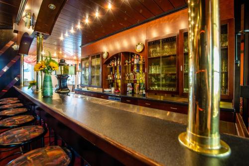 The lounge or bar area at Hotel Gasthof zur Heinzebank