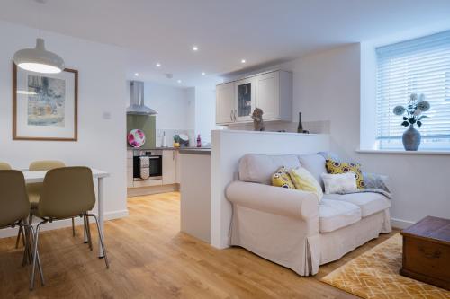 Stepping Stone Apartment – Photos 2