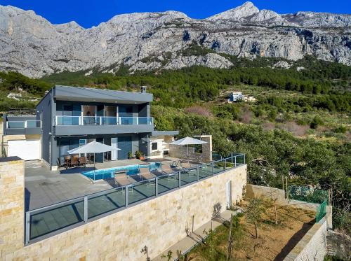 Fotografia z galérie ubytovania Villa ''MIA'' , Makarska v destinácii Makarska