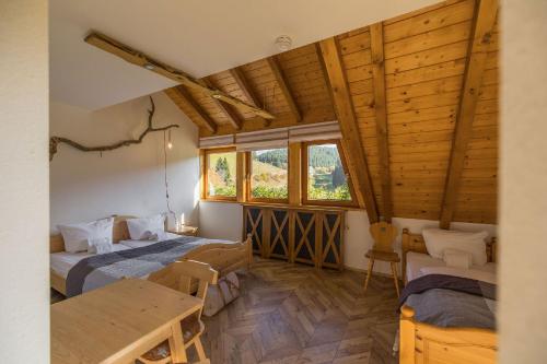 Imagem da galeria de Berghotel und Restaurant Kräuter Chalet em Furtwangen