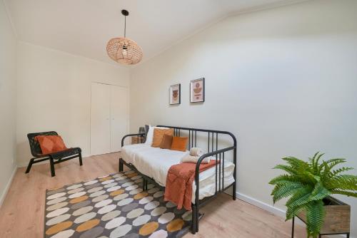 Fantastic Apartment with balcony in Bica