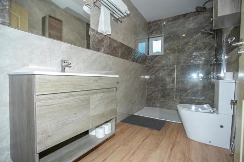 Koupelna v ubytování Apartamentos Rurales Miramar