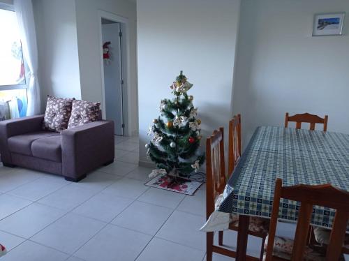 Zona de comedor en el apartamento