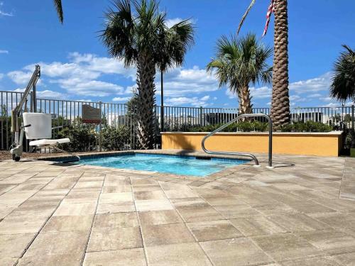 Calypso 3-2303 Penthouse Level w/ Incredible View! photo 27