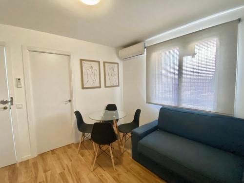 Centro Mirasierra - Metro Usera 01