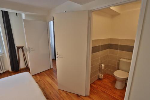 Koupelna v ubytování Le Relais Basque