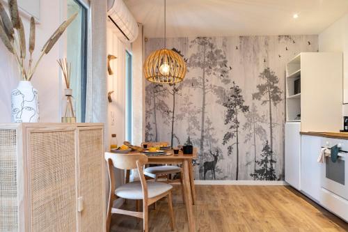 Dapur atau dapur kecil di Le Cocon & SPA Privé - l'Oliveraie d'Eurocentre